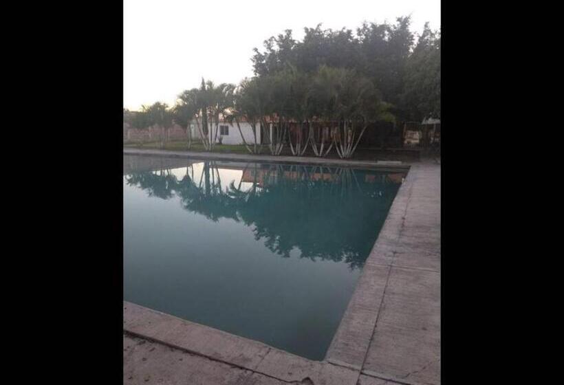 بنسيون Room In Guest Room   Lodging And Tranquility