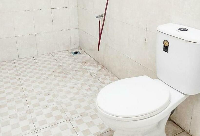 فندق Ombak Indah Resort Tanjung Setia