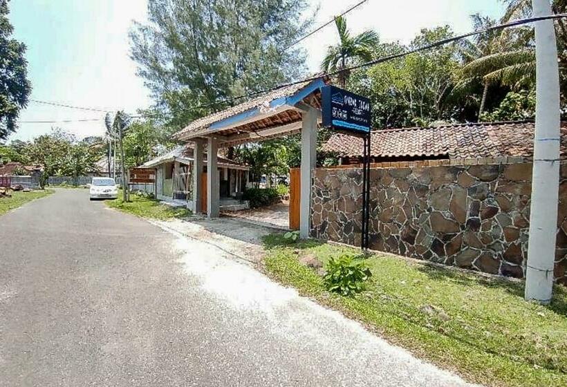 فندق Ombak Indah Resort Tanjung Setia