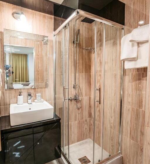 Magico Rooms & Apartments