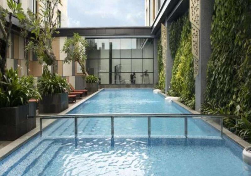 هتل Santika Premiere Padang
