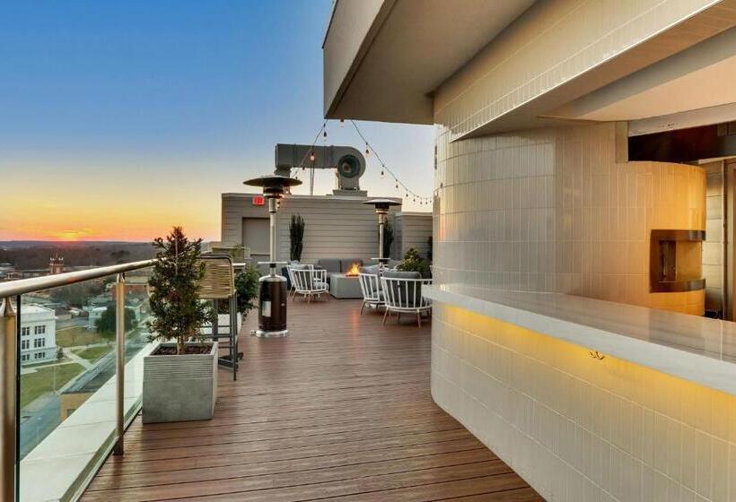 The Threefoot Hotel, Meridian, A Tribute Portfolio