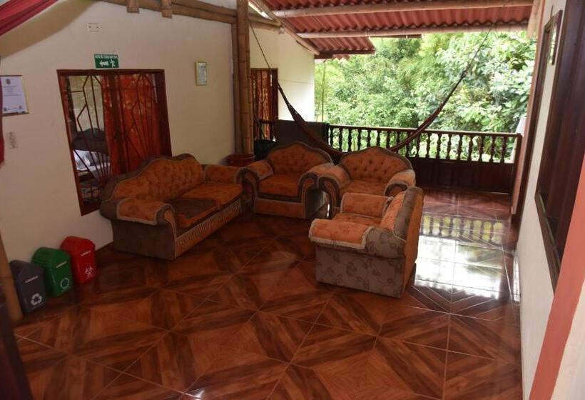 پانسیون El Retorno