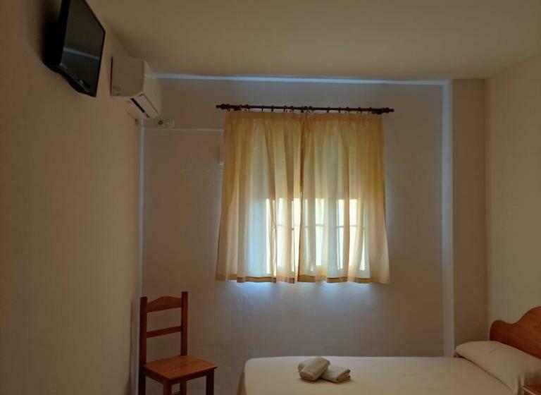 פנסיון Hospedaje Benacazon A49
