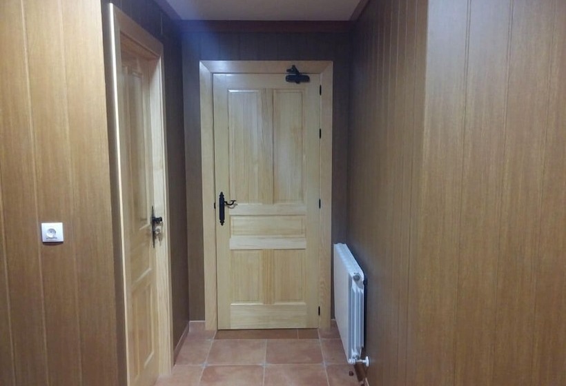 فندق فئة نجمة واحدة Rural Puerta De Caderechas