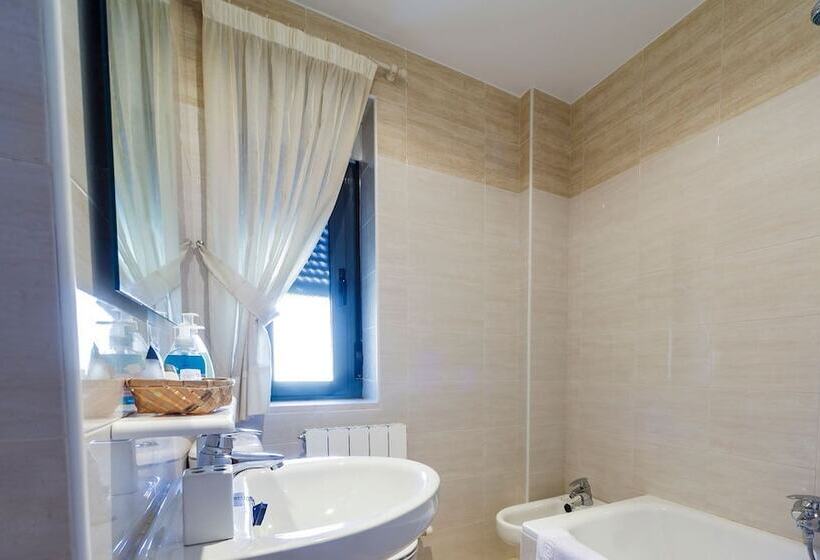 فندق ريفى Rural La Consulta De Isar