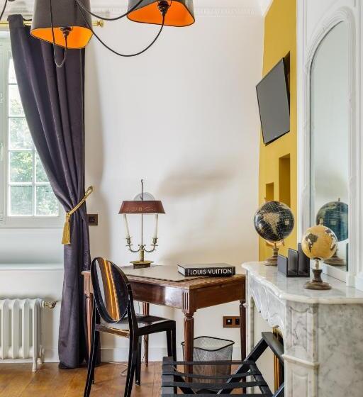 پانسیون L Hôtel Particulier   Paris Asnières