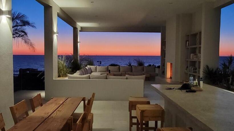 Topia Retreat  Sunset Suite