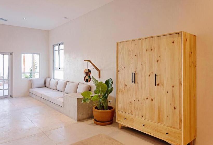 Topia Retreat  Sunset Suite