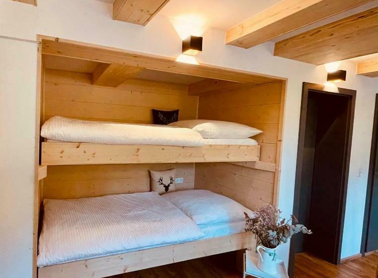 هتل Rotmeerhaus