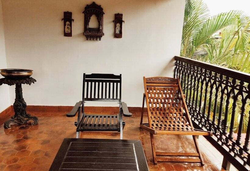 فندق Chira Meadows Ecoresort, Dapoli