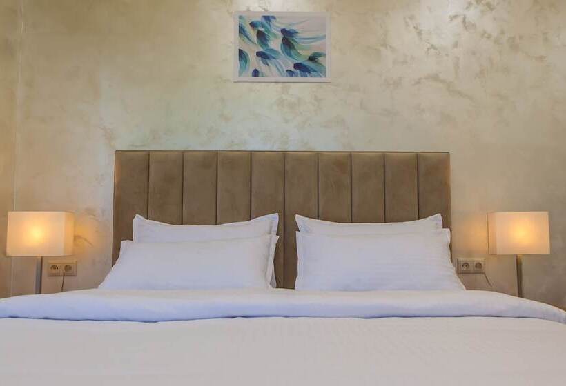 هتل Dilivita Rest House