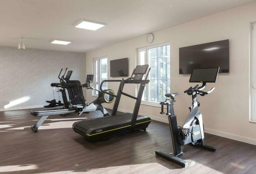 هتل Hampton By Hilton Konstanz