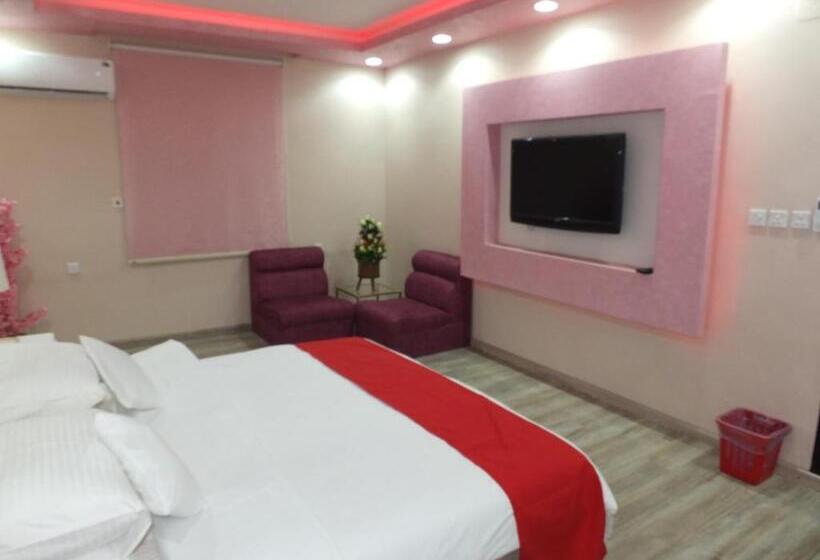 فندق ادوماتو Adomato