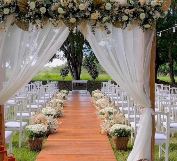 هتل Hosteria El Edén De Maria Isabel