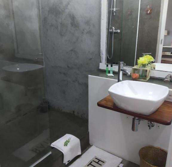 פנסיון Acacia Inn Guesthouse