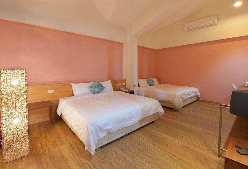 هتل Sun Hola Villa