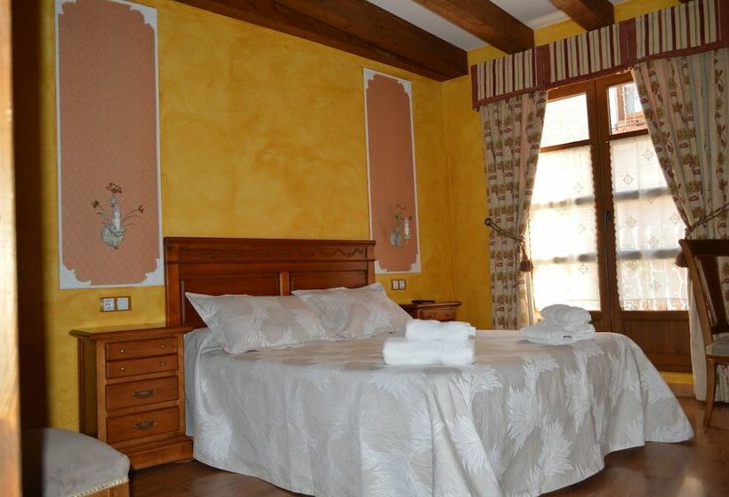 פונדק Rural El Marqués