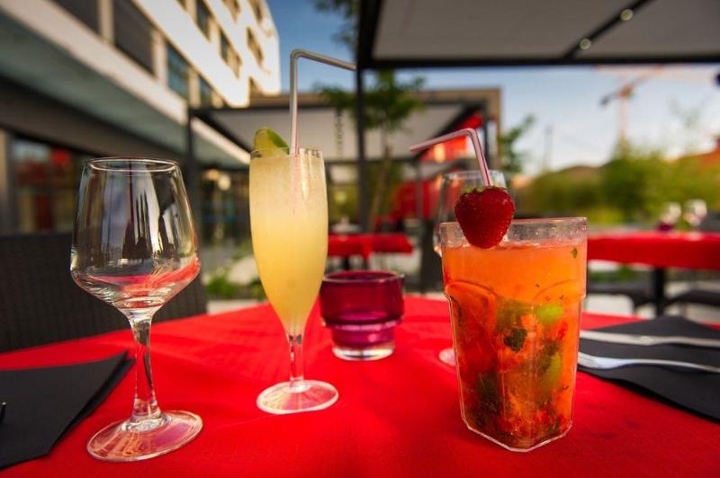 هتل Hôtel Restaurant Athena Spa