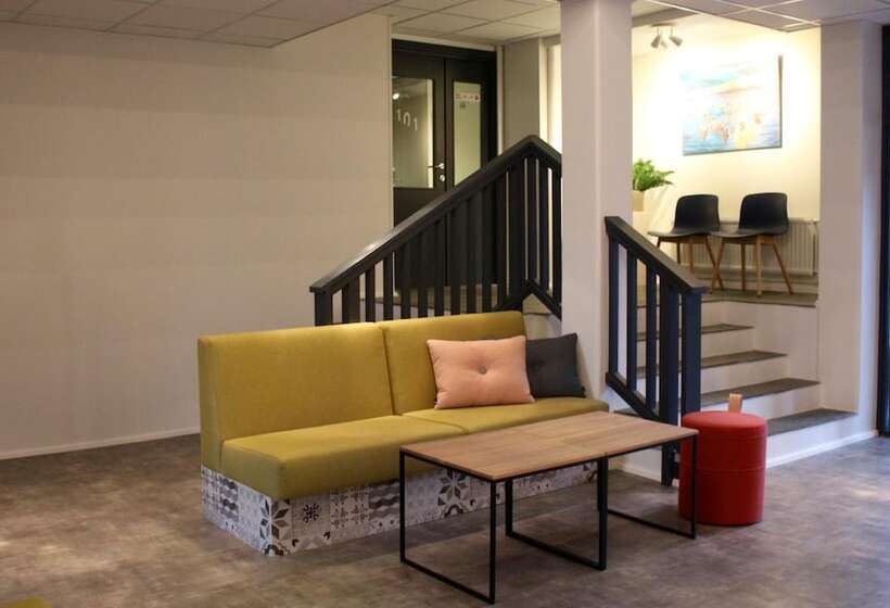 酒店 Trudvang Apartment