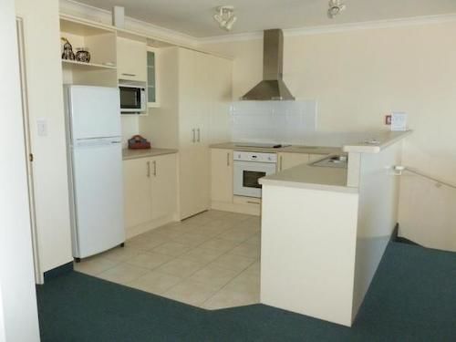 בית מלון כפרי Breakwater Apartments