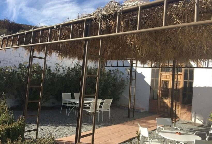 هتل Casas Cueva Y Cortijo La Tala En Guadix