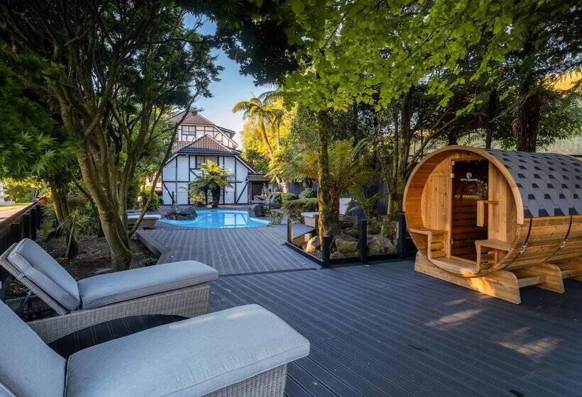 ホテル Hana Lodge