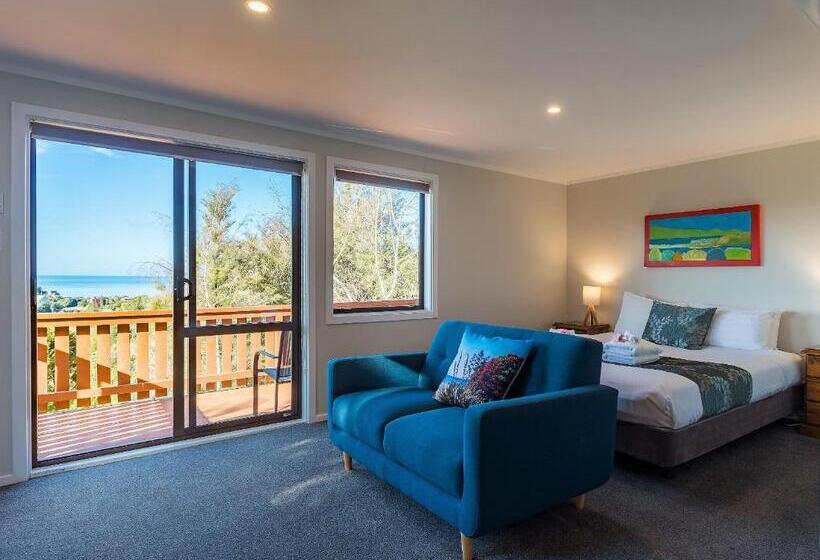 فندق Kimi Ora Eco Resort