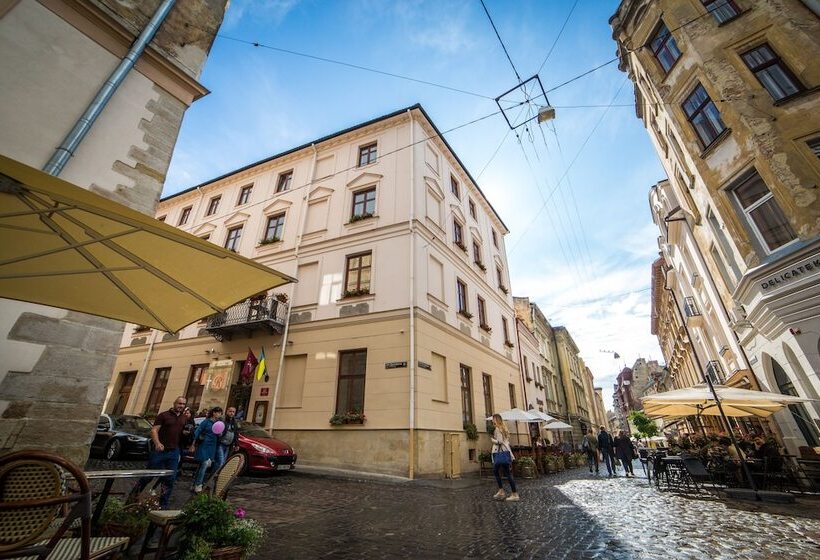 فندق Optima Collection Medievale Lviv
