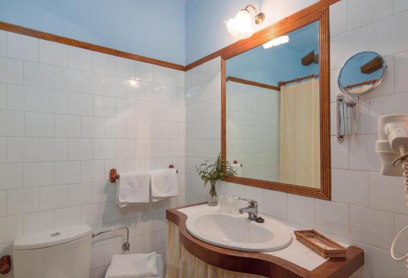 בית מלון כפרי Casona De La Salceda