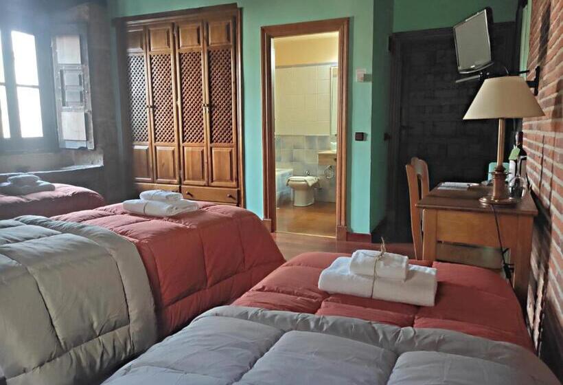 هتل روستایی Posada De Candelario