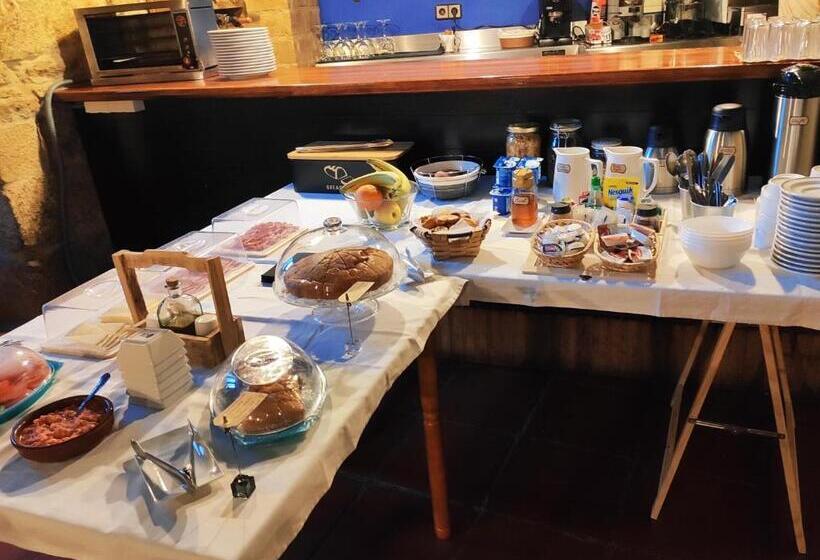 هتل روستایی Posada De Candelario