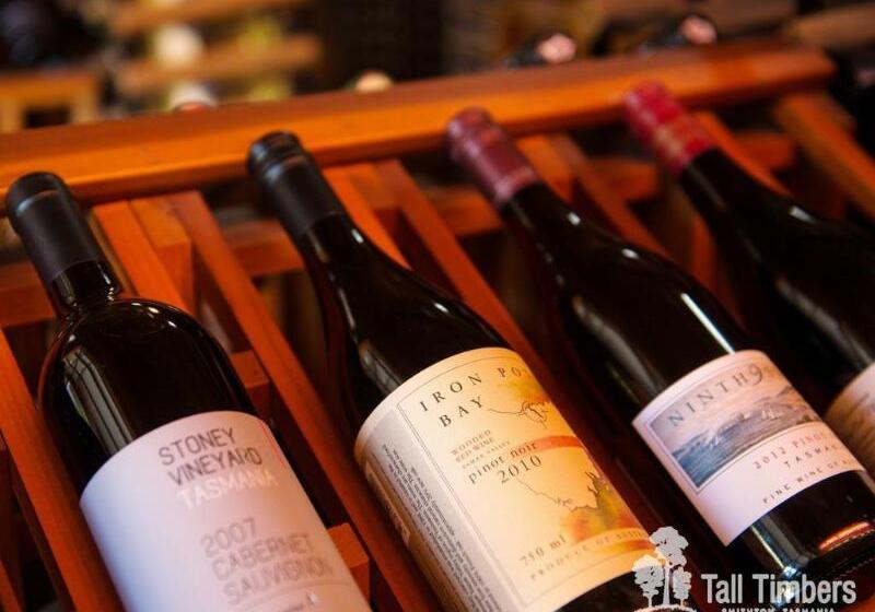 בית מלון כפרי Tall Timbers Tasmania