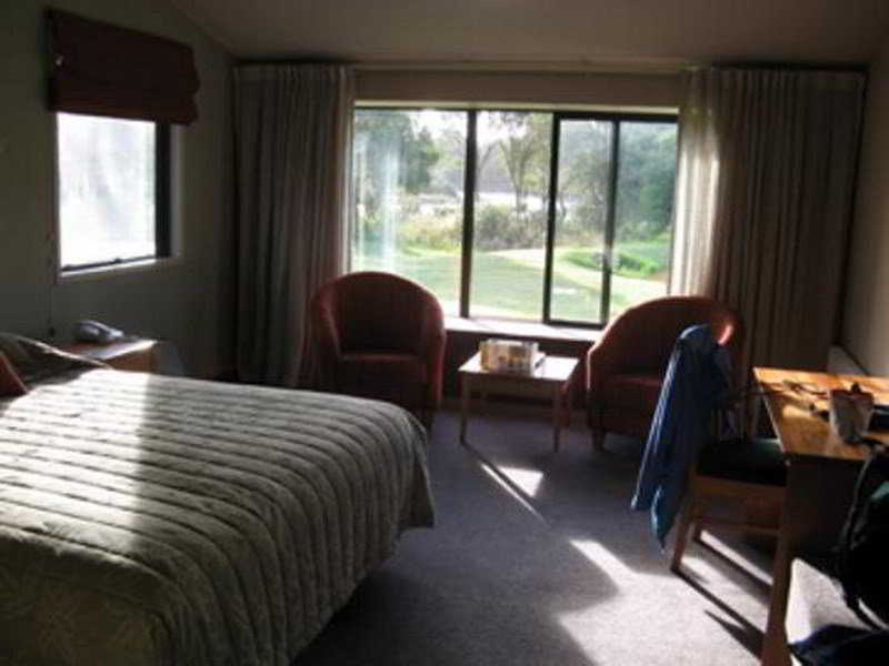 هتل Wilderness Lodge Lake Moeraki