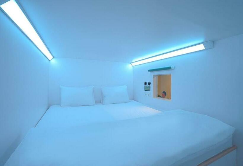 هتل Bobopod Pancoran, Jakarta