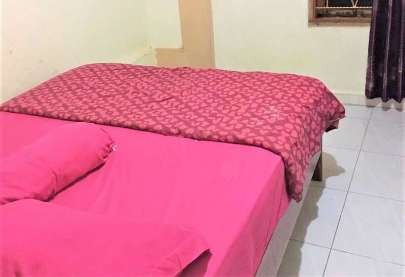 پانسیون Estedela