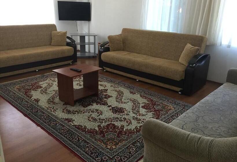 Ugurevler Apart
