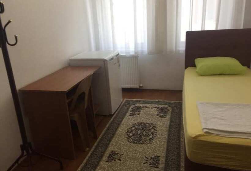 Ugurevler Apart