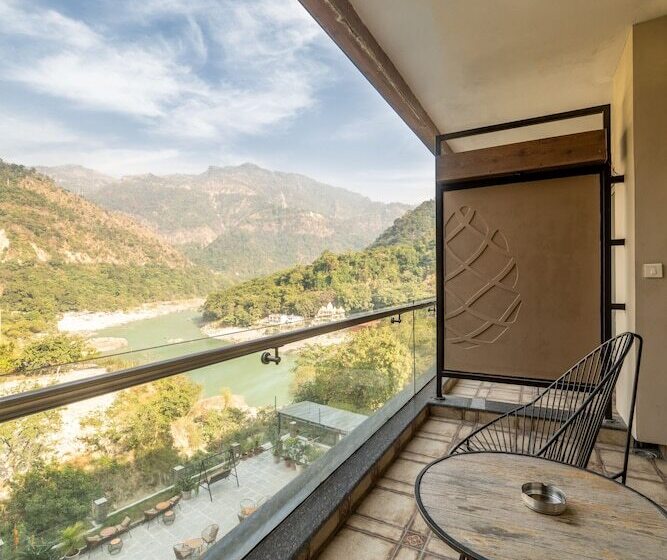 בית מלון כפרי Antalya