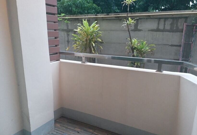 هتل Chawalee Place