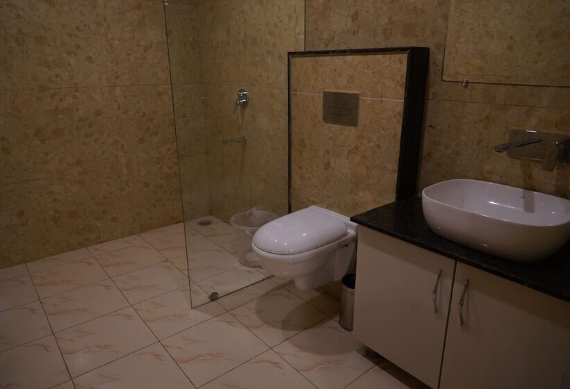 فندق Dewdrop Pride Inn