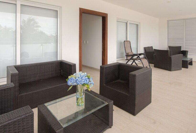 هتل Providence Breeze