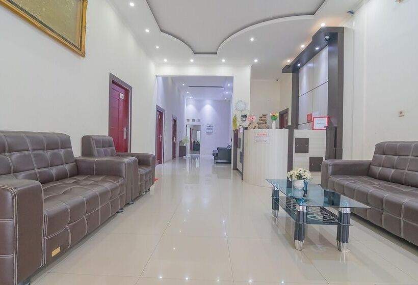 هتل Reddoorz Syariah @ Jalan Tjilik Riwut