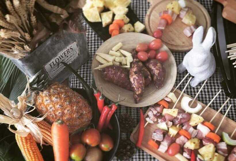 فندق Rewild Camp And Cafe