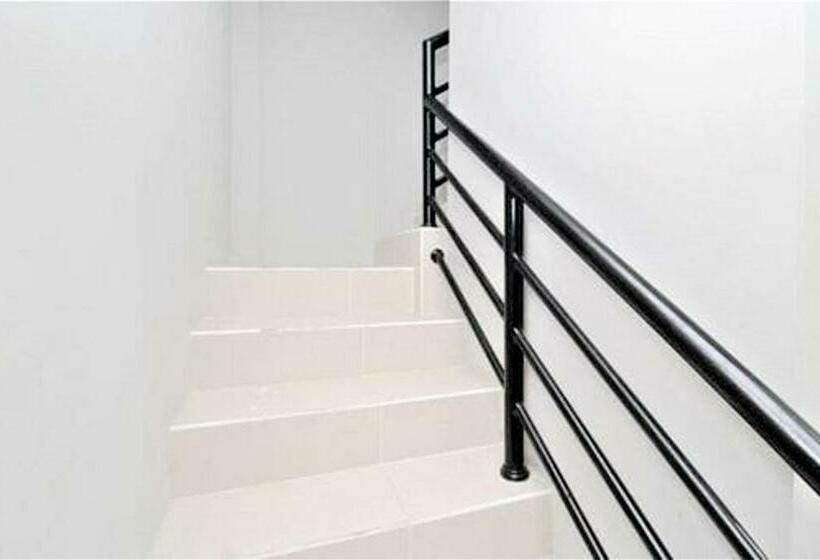 پانسیون Athena Syariah Residence