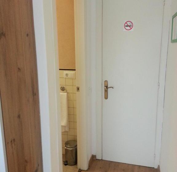 Hostal La Lluna