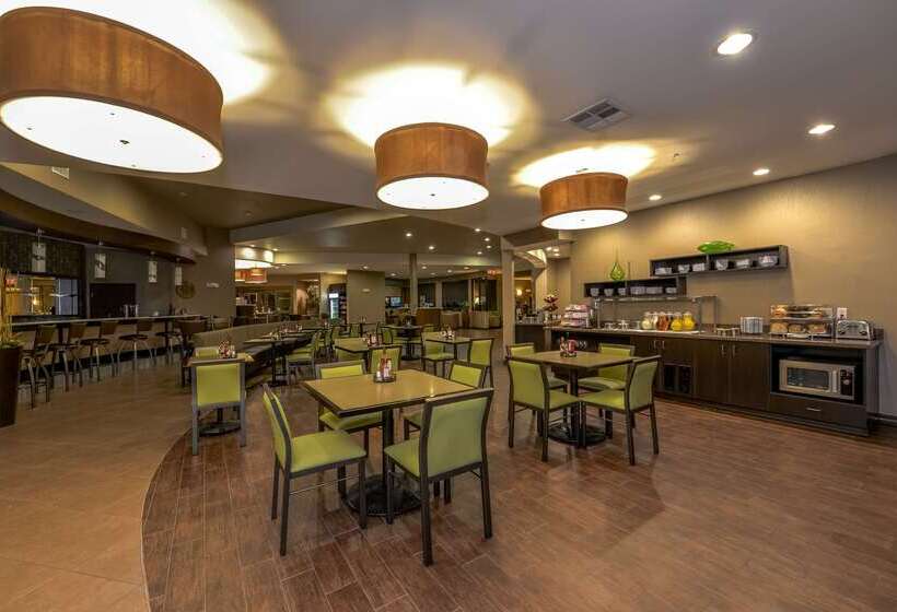 هتل Best Western Premier Bryan College Station