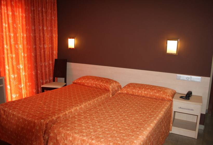 هتل Tossa Beach Center
