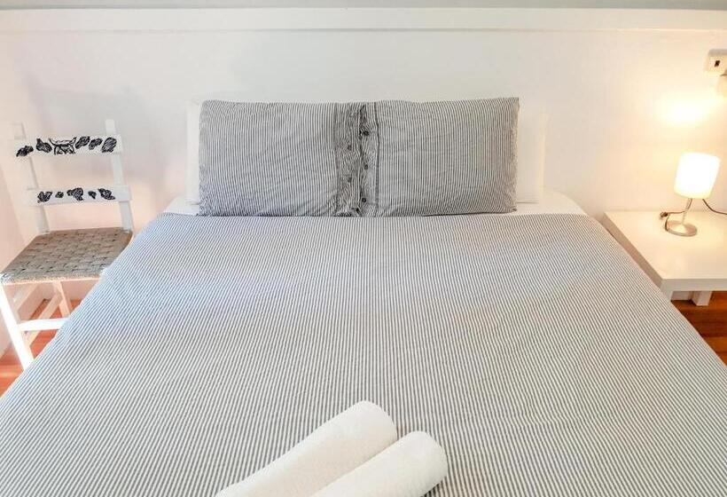 Pension Aussie Guesthouse