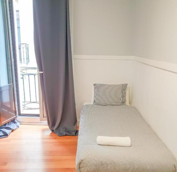 Pension Aussie Guesthouse